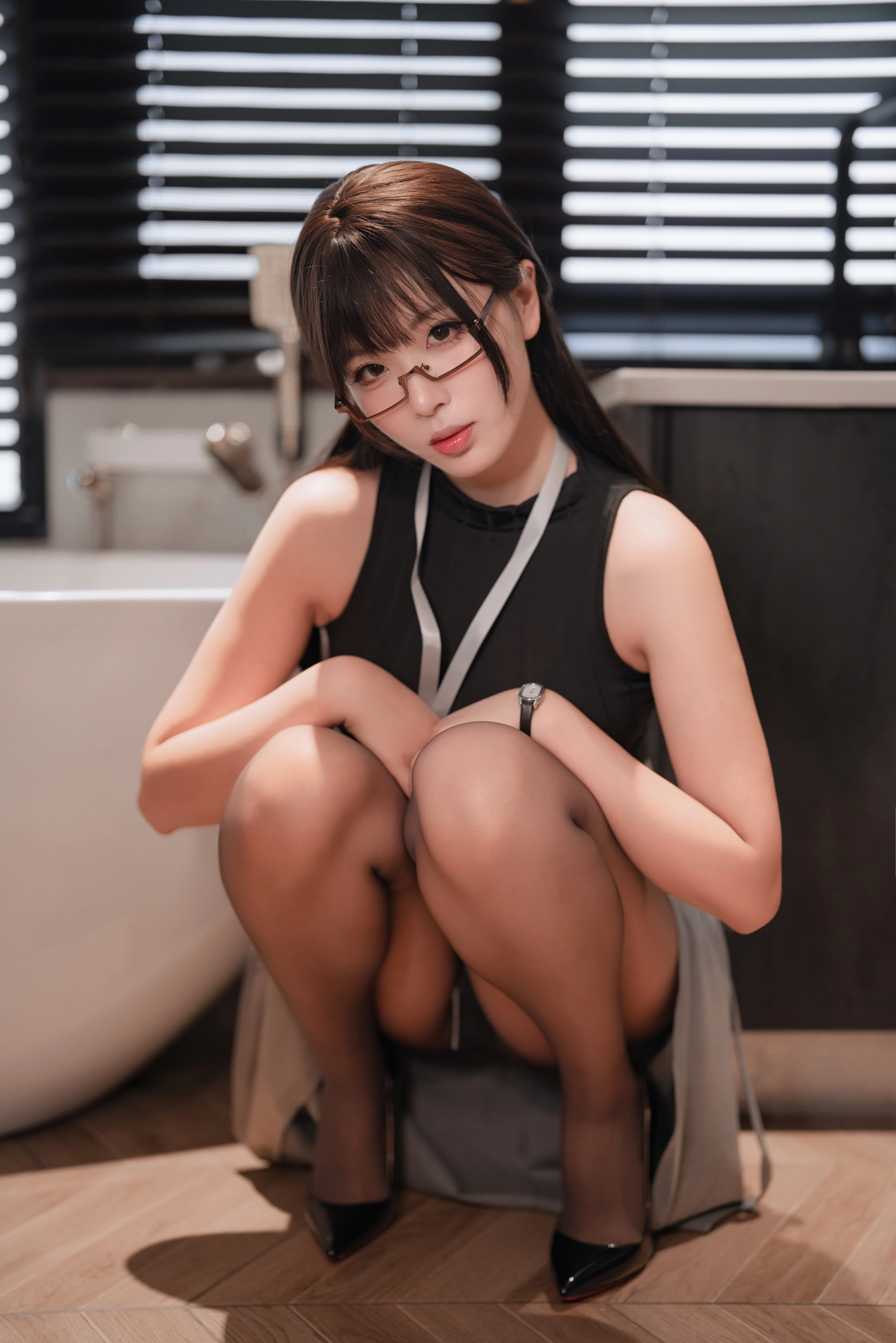 轩萧学姐 - NO.44 眼镜娘OL 3